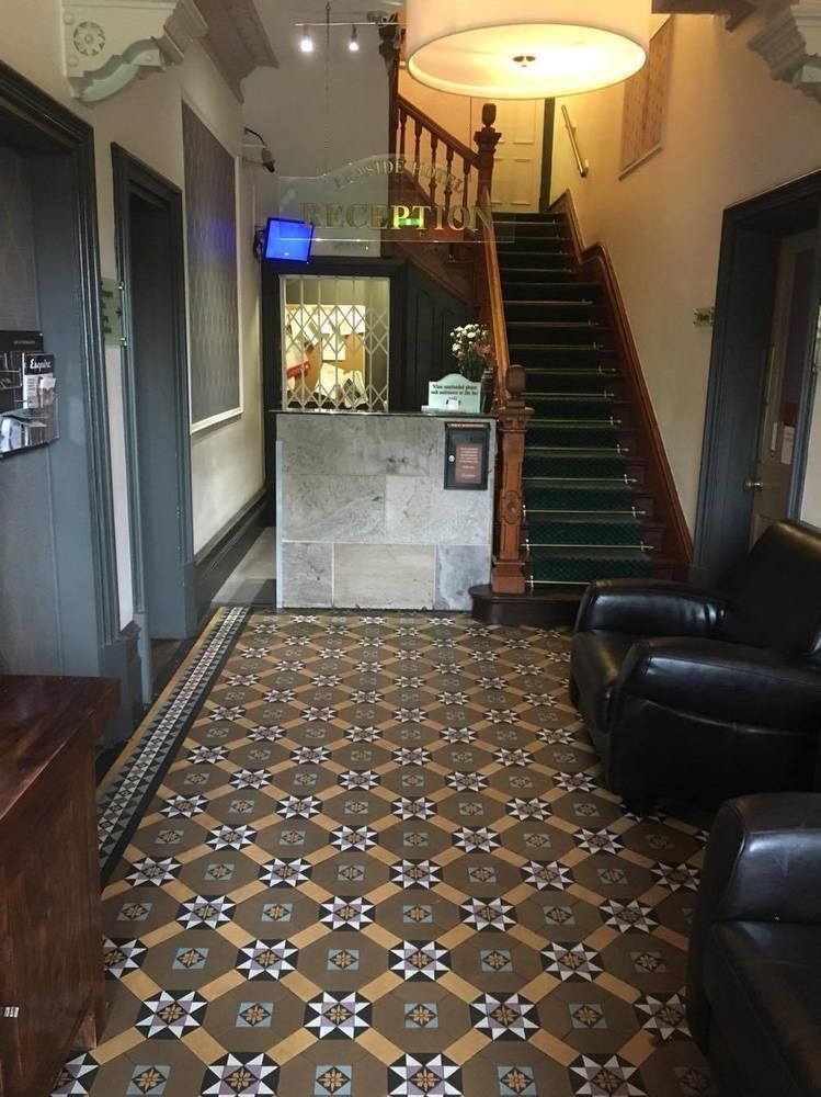 Leaside Hotel Лутон Экстерьер фото