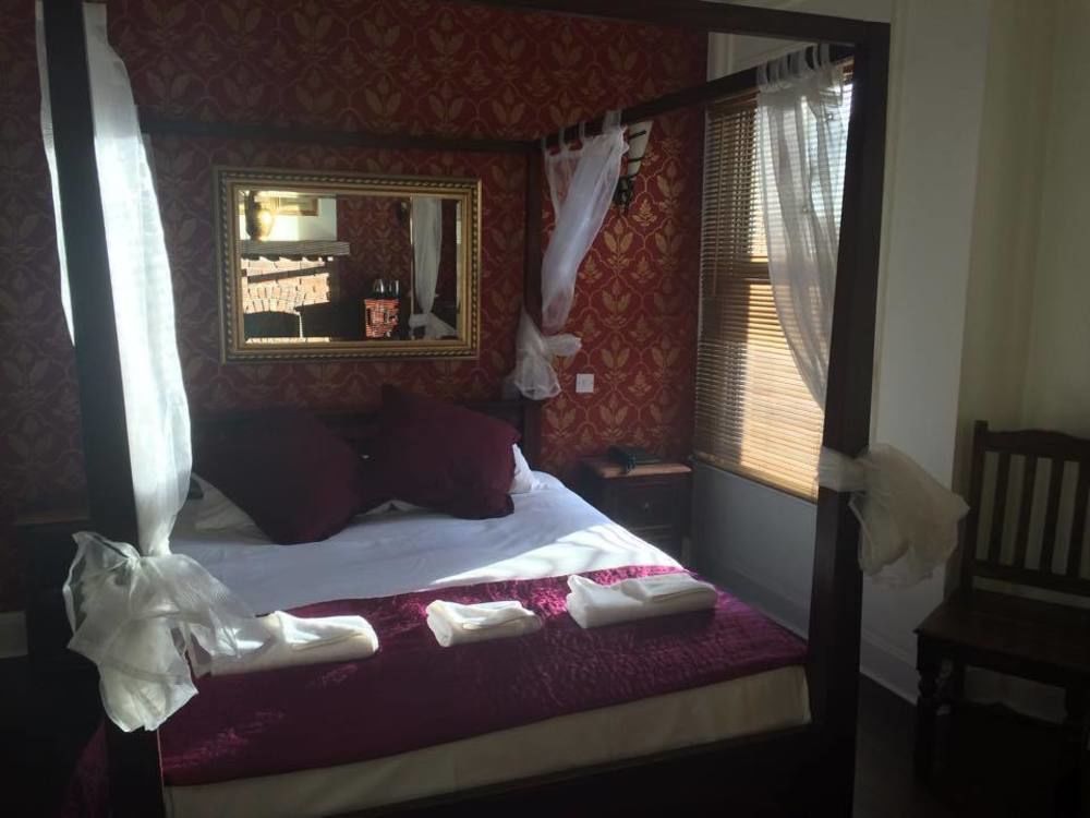 Leaside Hotel Лутон Экстерьер фото